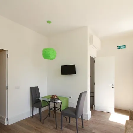 St Peter Luxury Home 3 Bedroom Apartment 8 Person Roma