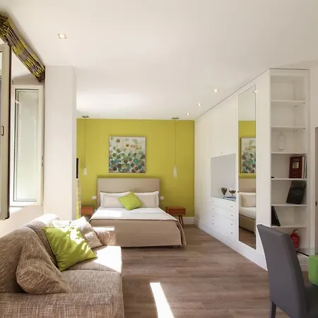 Apartamento St Peter Luxury Home 3 Bedroom Apartment 8 Person Roma