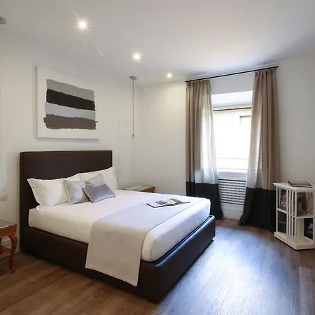 St Peter Luxury Home 3 Bedroom Apartment 8 Person Roma