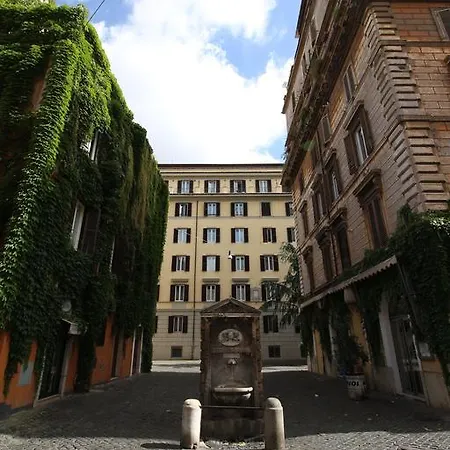 St Peter Luxury Home 3 Bedroom Apartment 8 Person Roma